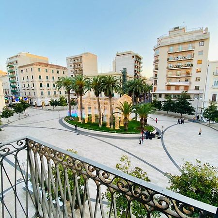 Ferienwohnung Amica Taranto In Piazza Exterior foto